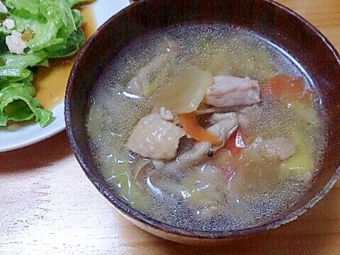 野菜たっぷり煎餅汁